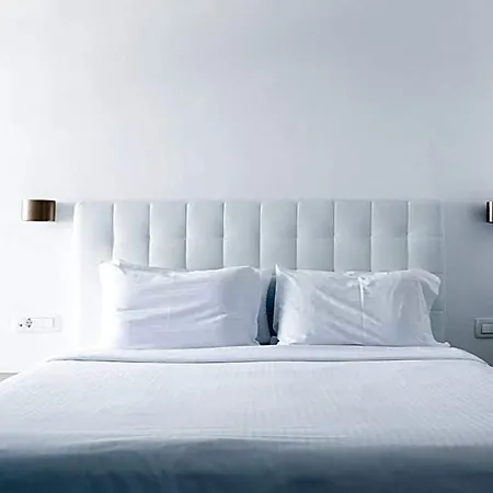 Thireas 4* Santorini Island